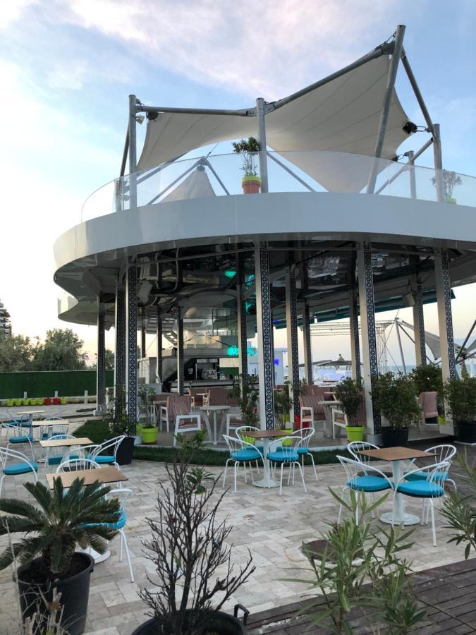 Lotus Northsea Apartment Mamaia Luaran gambar